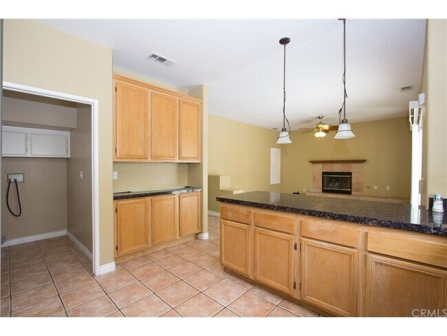 Building Photo - 3573 Cougar Canyon Rd