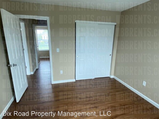 Building Photo - 3 br, 2.5 bath House - 425 Peyton Drive,