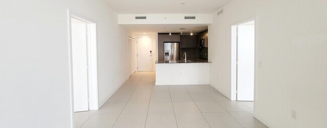 Building Photo - 5350 NW 84th Ave