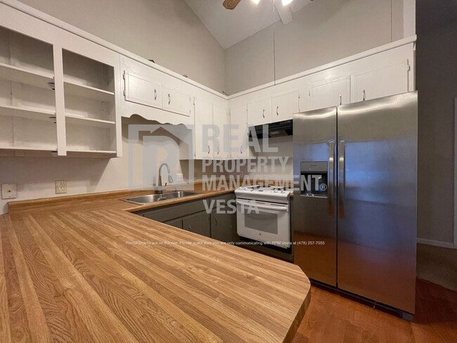 Building Photo - 1106 Ahwenasa Trail