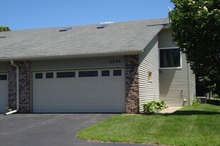 Building Photo - 2050 Bradley St