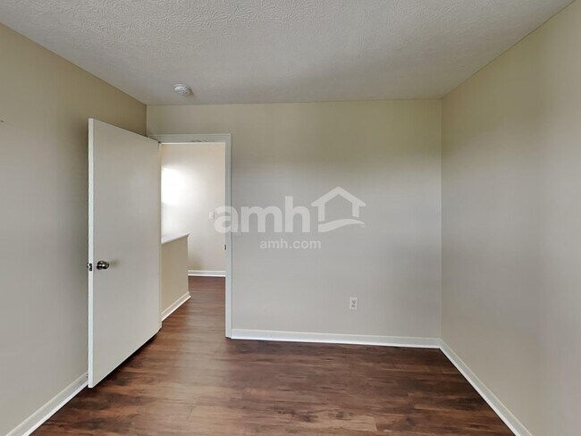 Building Photo - 7187 Normanton Dr