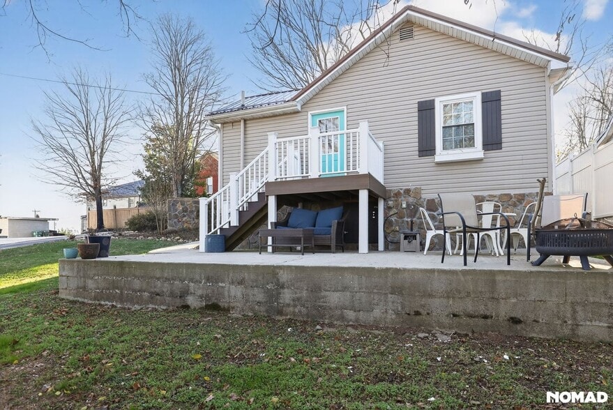 Building Photo - 145 Ridgeview Ln