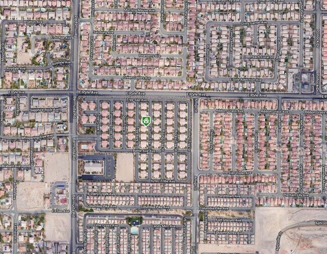 Building Photo - Beautiful townhouse in Silverado Ranch