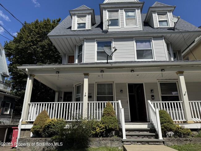 Primary Photo - 1511 E Gibson St