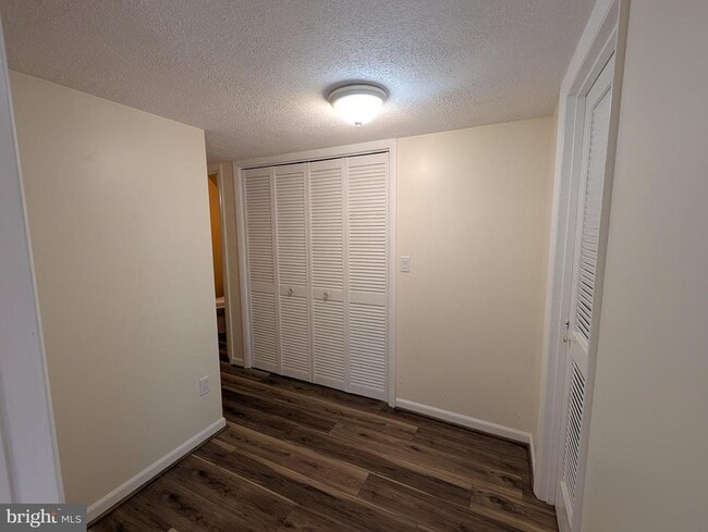 Building Photo - 6416 Albemarle St