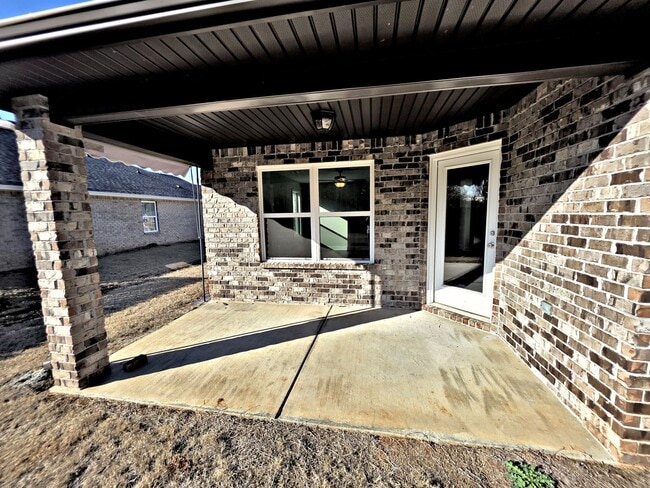 Building Photo - 3BR / 2BA House Decatur/Priceville