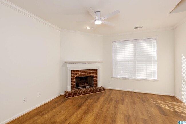 Building Photo - 2332 Ridgemont Dr