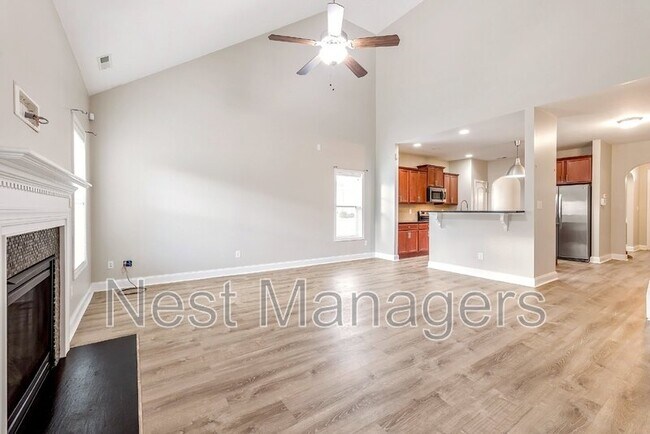 Building Photo - 1081 Ronald Reagan Drive