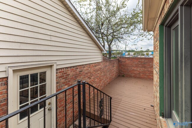 Building Photo - 1200 Catskill Cir SE