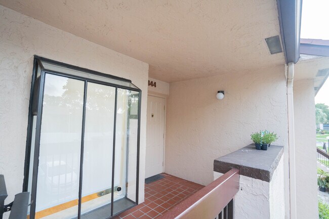 Entrance - 2281 SW 15th St