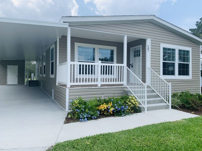 Building Photo - 147 Woodland Dr