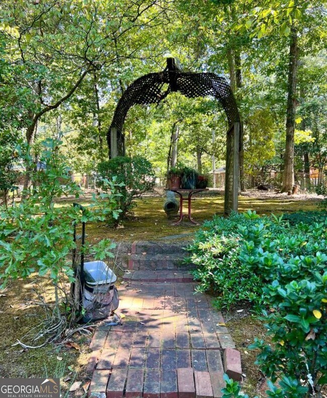 Building Photo - 2560 Wood Valley Dr