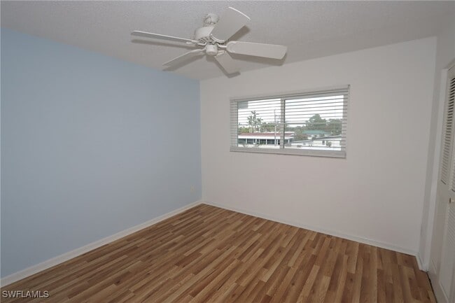 Building Photo - 13 High Point Cir N