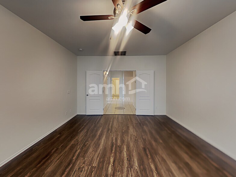 Building Photo - 17929 W Port Au Prince Ln