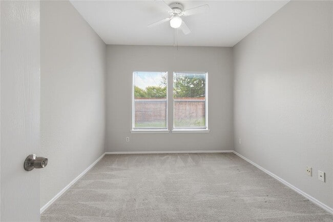 Building Photo - 2405 W Slaughter Ln