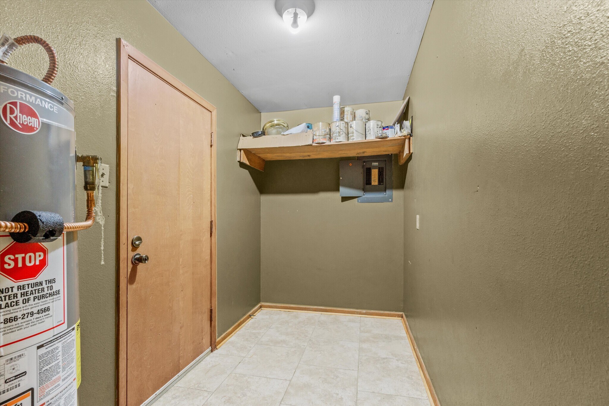 Building Photo - 5574 Houston Dr