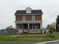 Building Photo - 4050 Main St