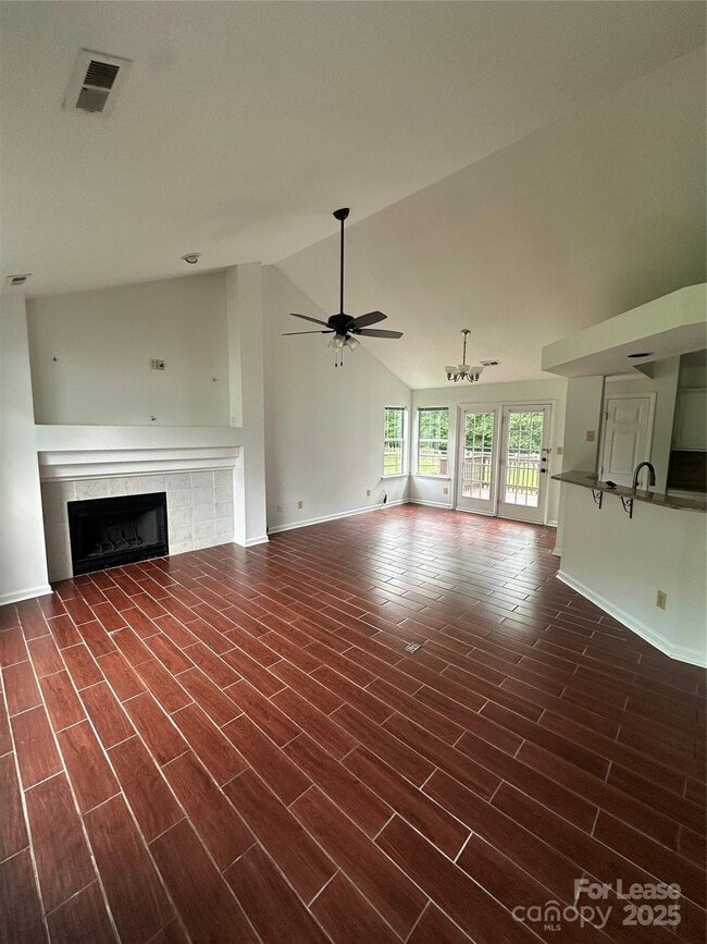 Building Photo - 6614 Flat Creek Dr