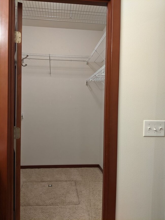 Building Photo - 3 Bd., 1.75 Ba., Rambler Style Home