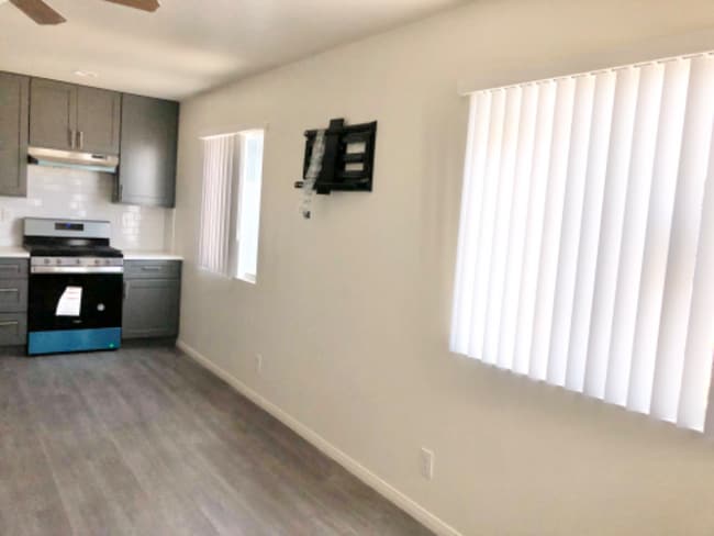 Building Photo - 6718 Goodwin St