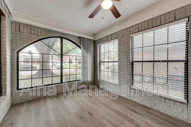 Building Photo - 6014 Meadowside Trail