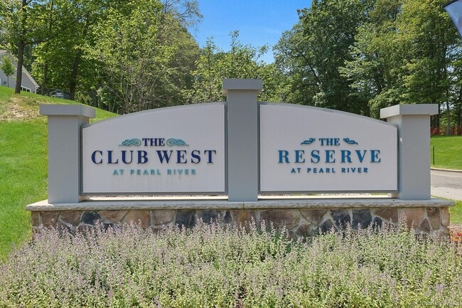 Building Photo - 5105 Lucy Ct