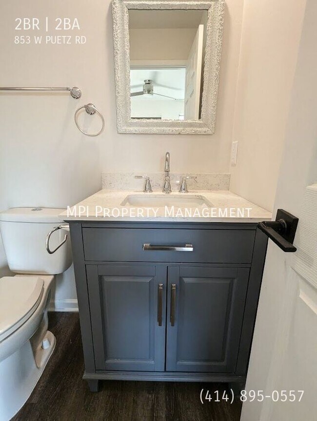 Building Photo - 853 W. Puetz Road - 2 Bedroom, 2 Bathroom ...