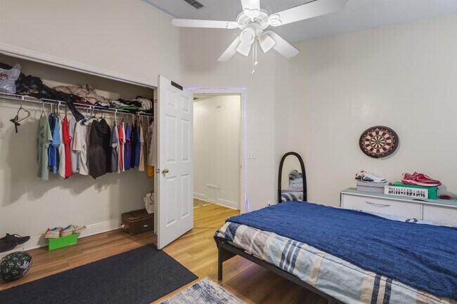 Building Photo - 1583 Applewood Way