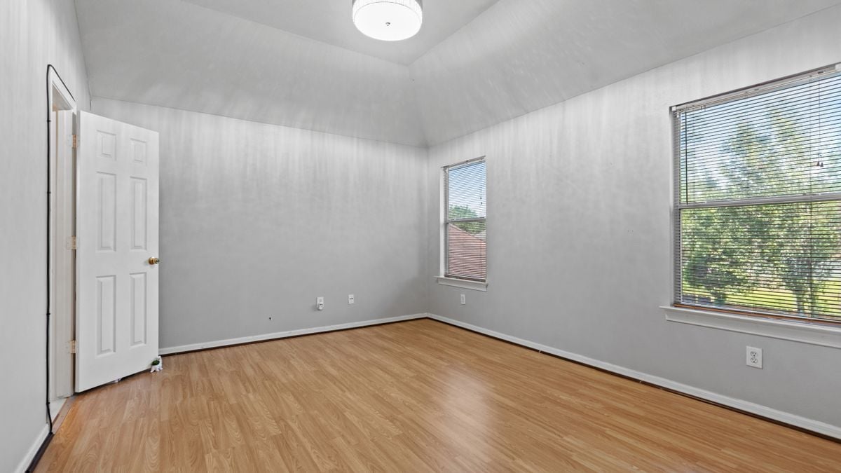 Building Photo - 8219 Fuqua Gardens Dr