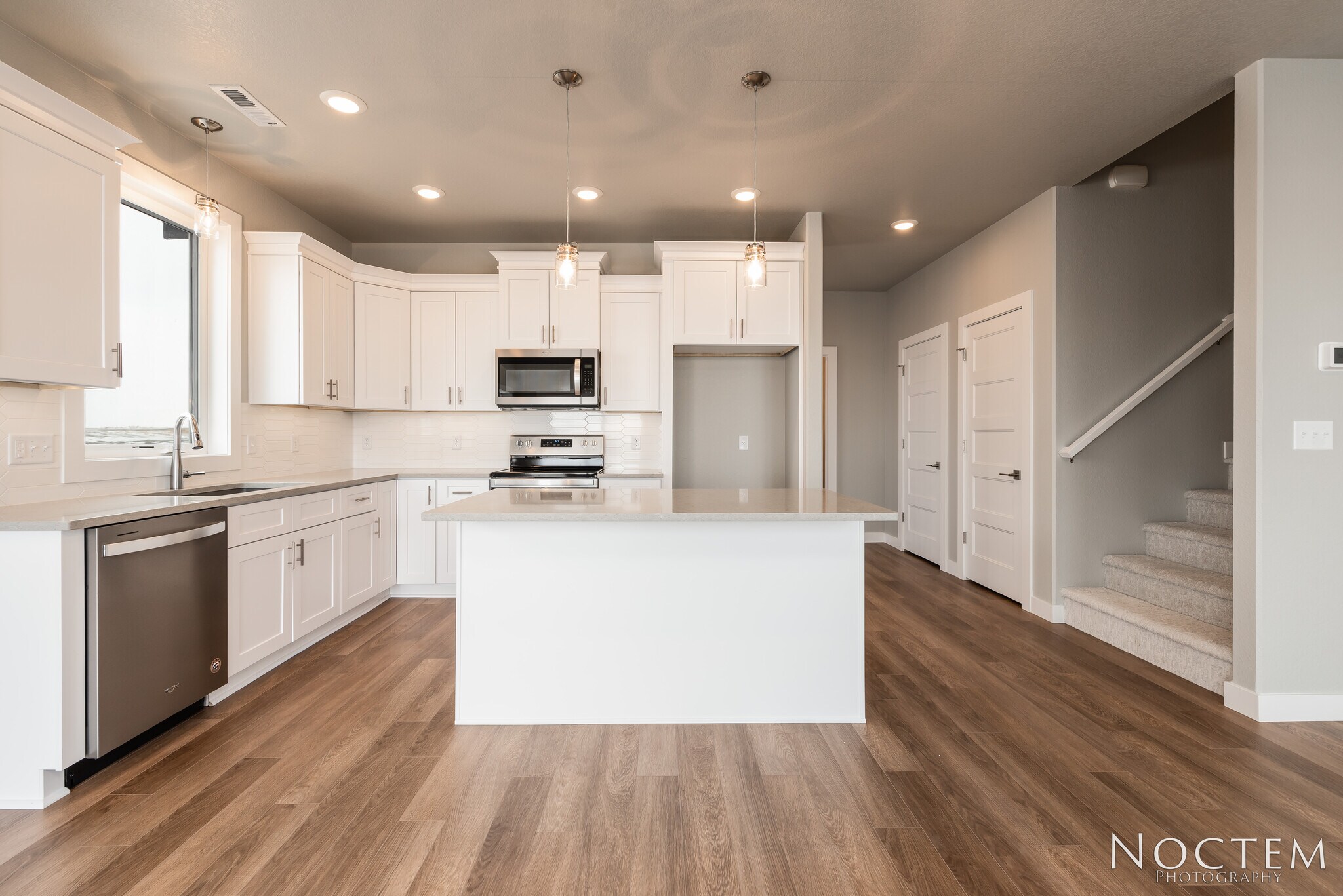 Building Photo - 5703 Iron Dr
