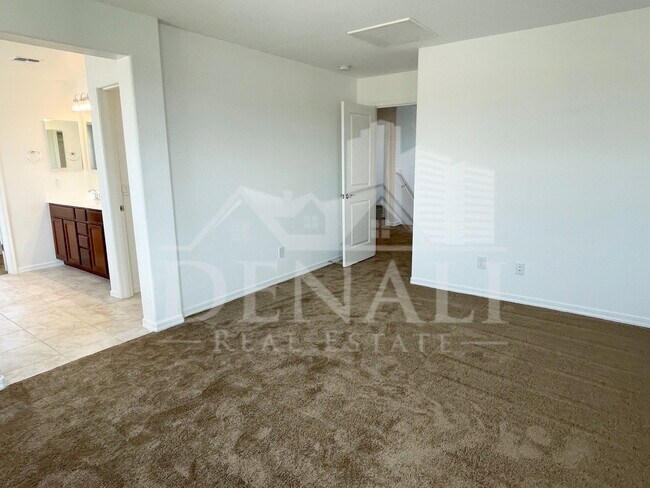 Building Photo - 14274 W Bronco Trl