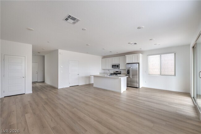 Building Photo - 11804 Waterbird Ave