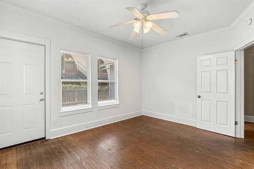 Building Photo - 2802 Salado St