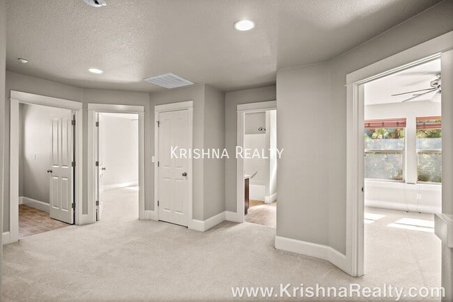 Building Photo - 11322 NW Kimble Ct