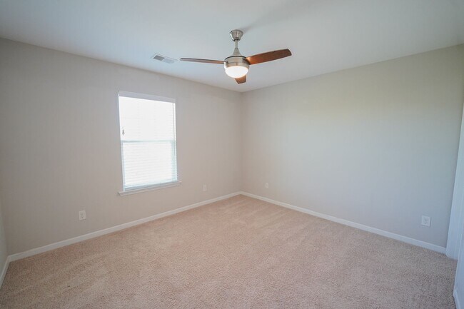 Building Photo - Coming Available!