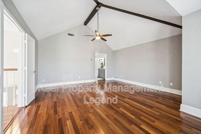 Building Photo - 618 Knollwood Dr