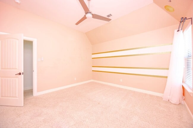 Building Photo - 7603 Bridge Water Cir