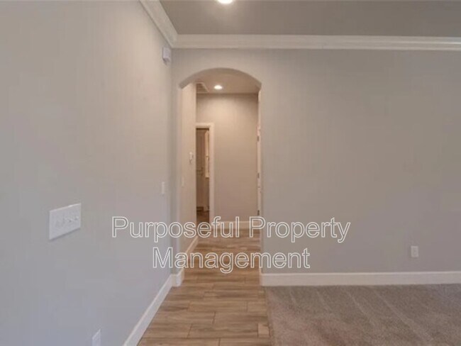 Building Photo - 12037 Ashford Dr