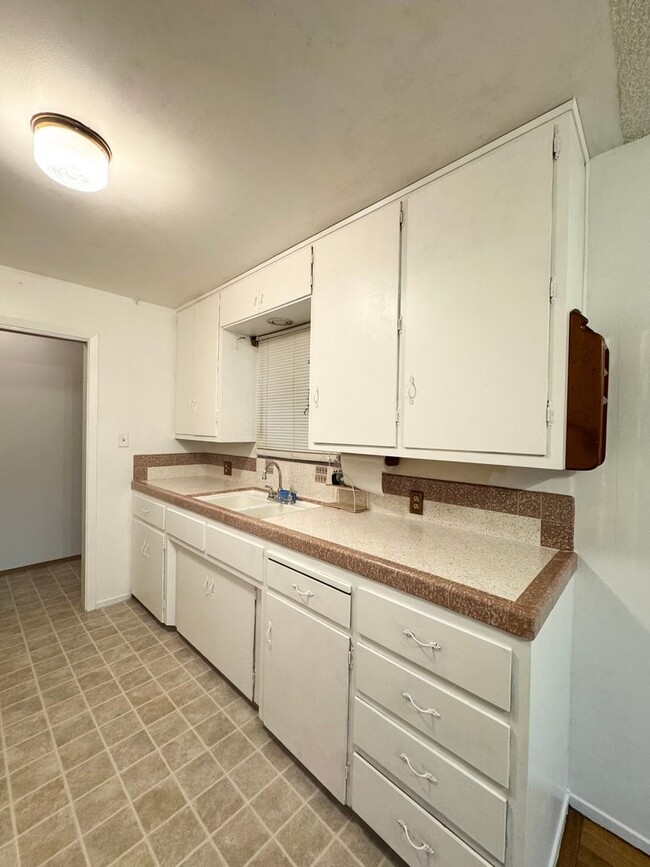 Building Photo - Charming 3-Bedroom Home in the Heart of Redding!