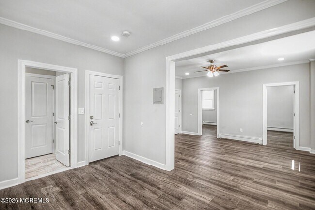 Building Photo - 605 NJ-35