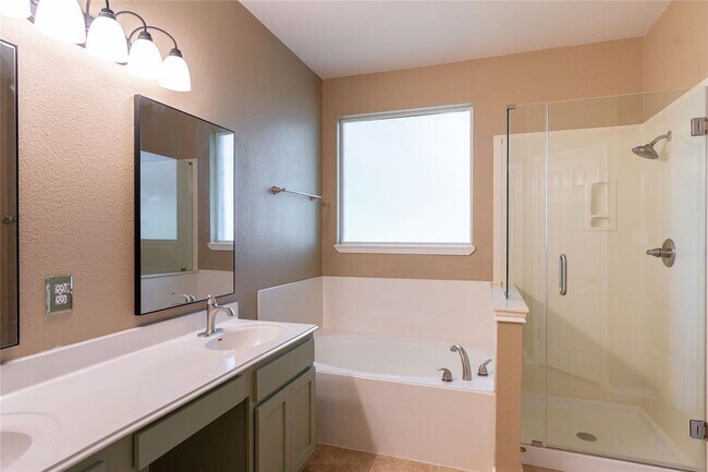 Building Photo - 1106 Camden Cove