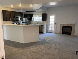 Building Photo - 2925 Wigwam Pky