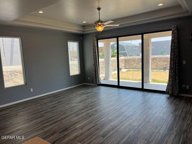 Building Photo - 1144 Morton Pl