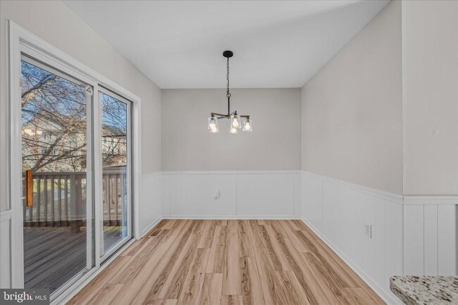 Building Photo - 27 Fiser Ln