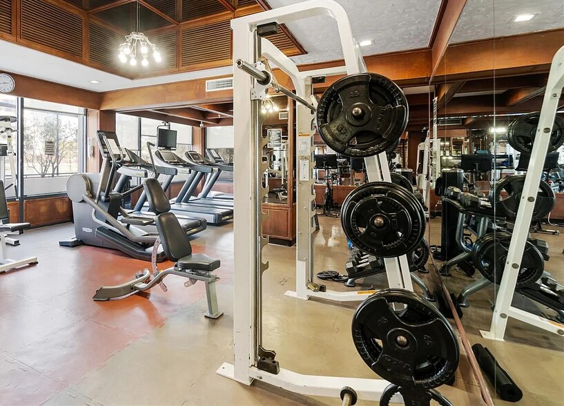 Gym - 600 NE 36th St