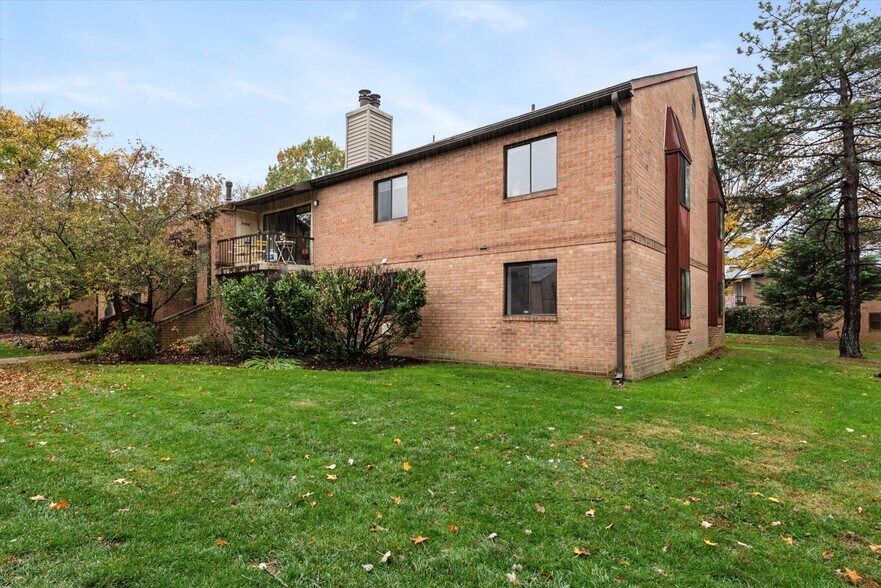 Building Photo - 40 Le Forge Ct