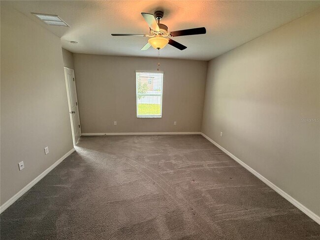 Building Photo - 10363 Shady Preserve Dr
