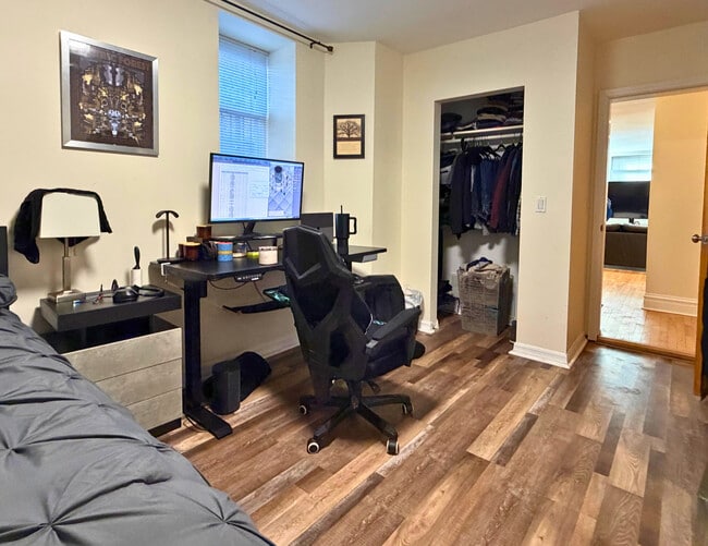 Building Photo - 3451 N Halsted St