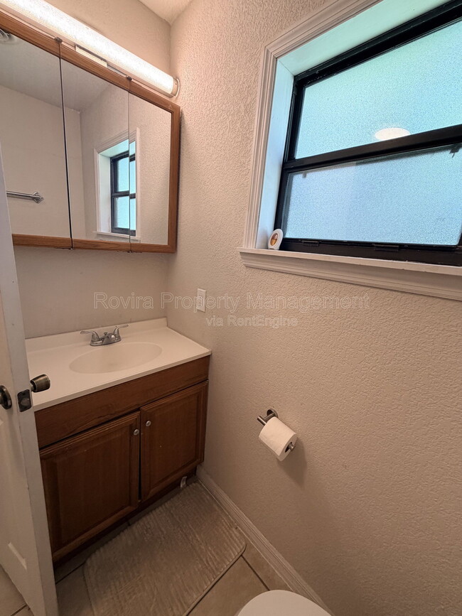 Building Photo - 5601 Bryson Dr